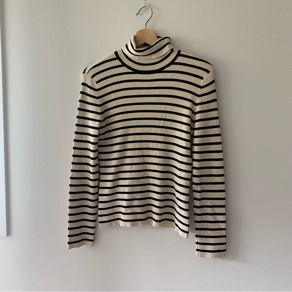 Garfield And Marks Silk Turtleneck - image 1